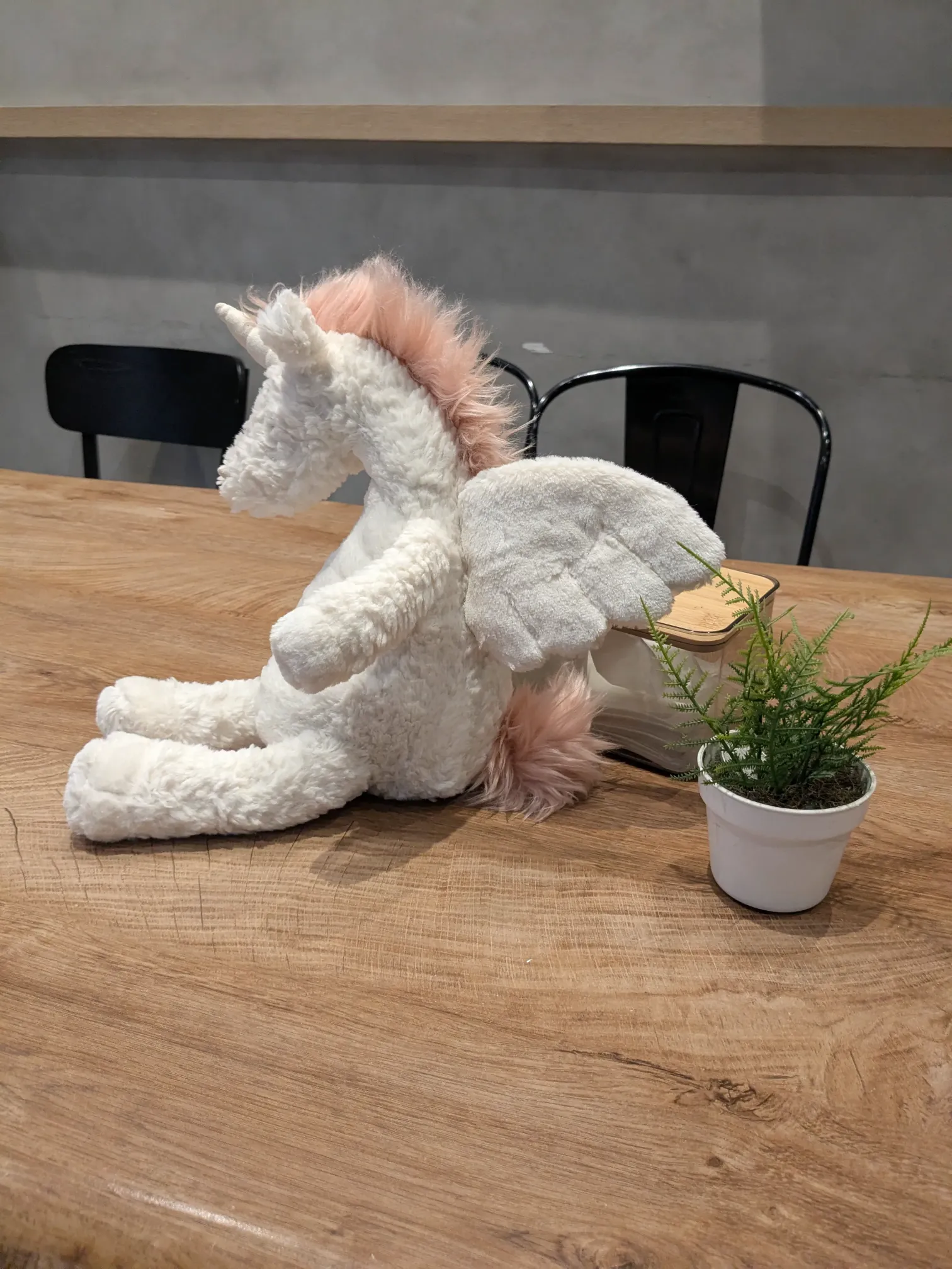 Jellycat Lallagie Unicorn view 2